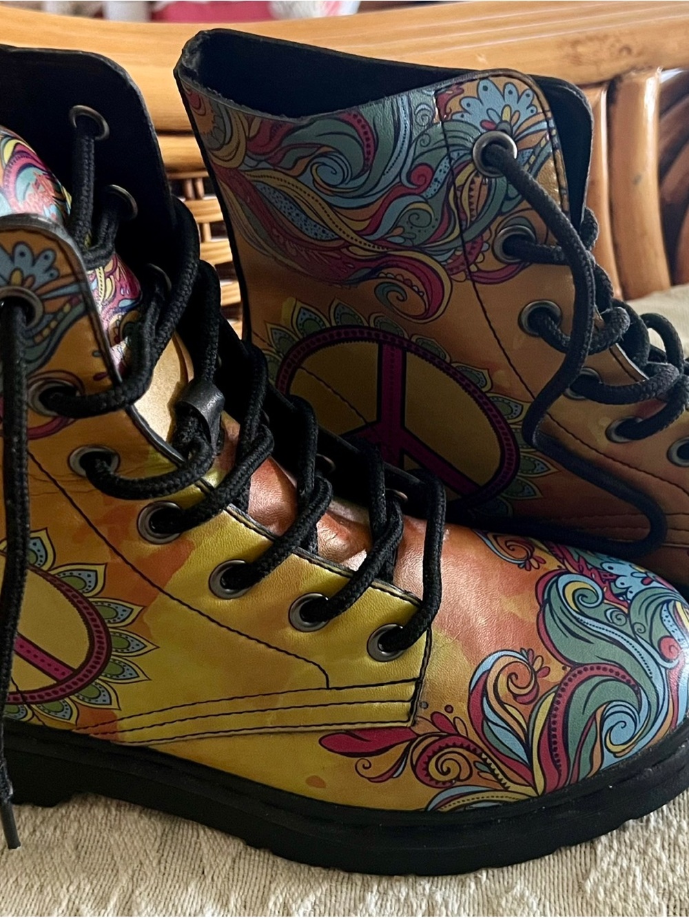 Yes We Vibe - Colorful Lace-Up Women/Men Boots - Mens 6.5 Womens 8